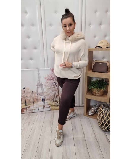 Sweter Pomponik z lisem